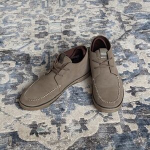 Men's 10.5 Kenneth Cole Chukka Boots